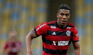 Berrío em ação com a camisa do Flamengo - GettyImages