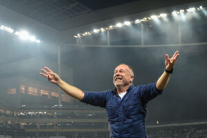 Mano Menezes em ação - GettyImages