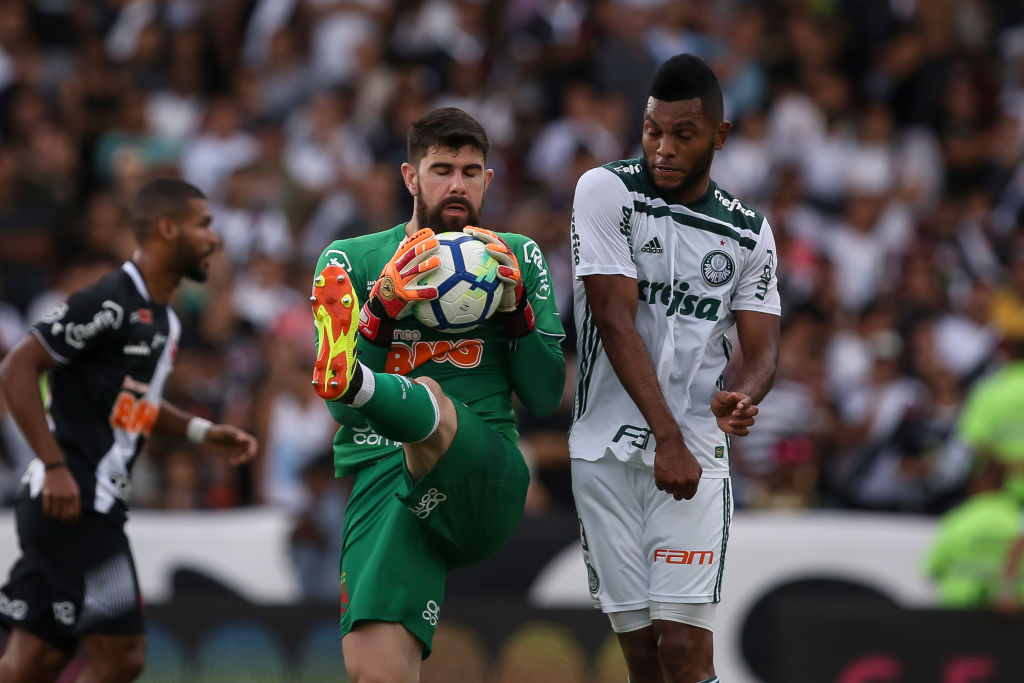 Fernando Miguel é titular do Vasco - GettyImages
