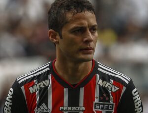 Anderson Martins não estaria na lista de interesse do São Paulo - GettyImages