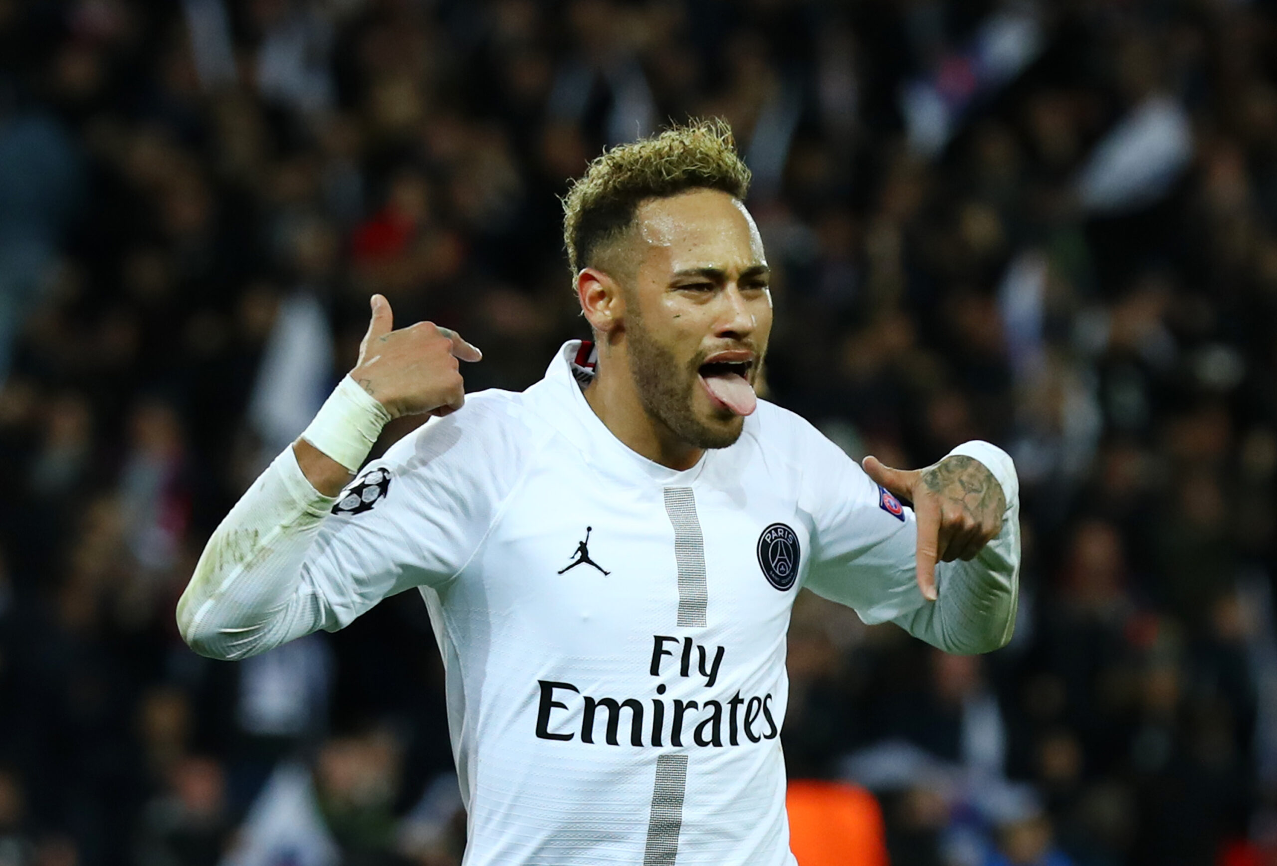 Neymar recupera de lesão e não joga pelas oitavas da Liga dos Campeões - Getty Images