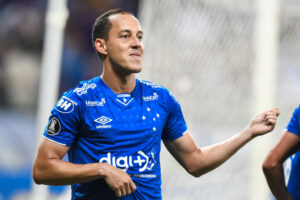 Meio-campista segue comandando o meio campo do Cruzeiro - GettyImages