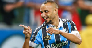 Thaciano prefere atuar como volante no Imortal - GettyImages