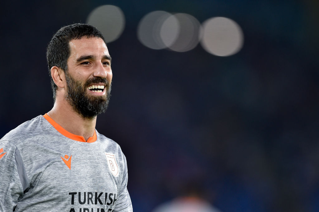 Após o fim do empréstimo com o Basaksehir FK, Turan está sem clube - Getty Images