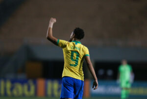 Matheus Cunha conseguiu marcar de longe e garantir o empate para a Seleção Brasileira - GettyImages