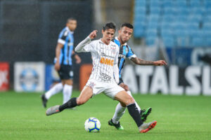 Mateus Vital pode estar de saída do Corinthians - GettyImages