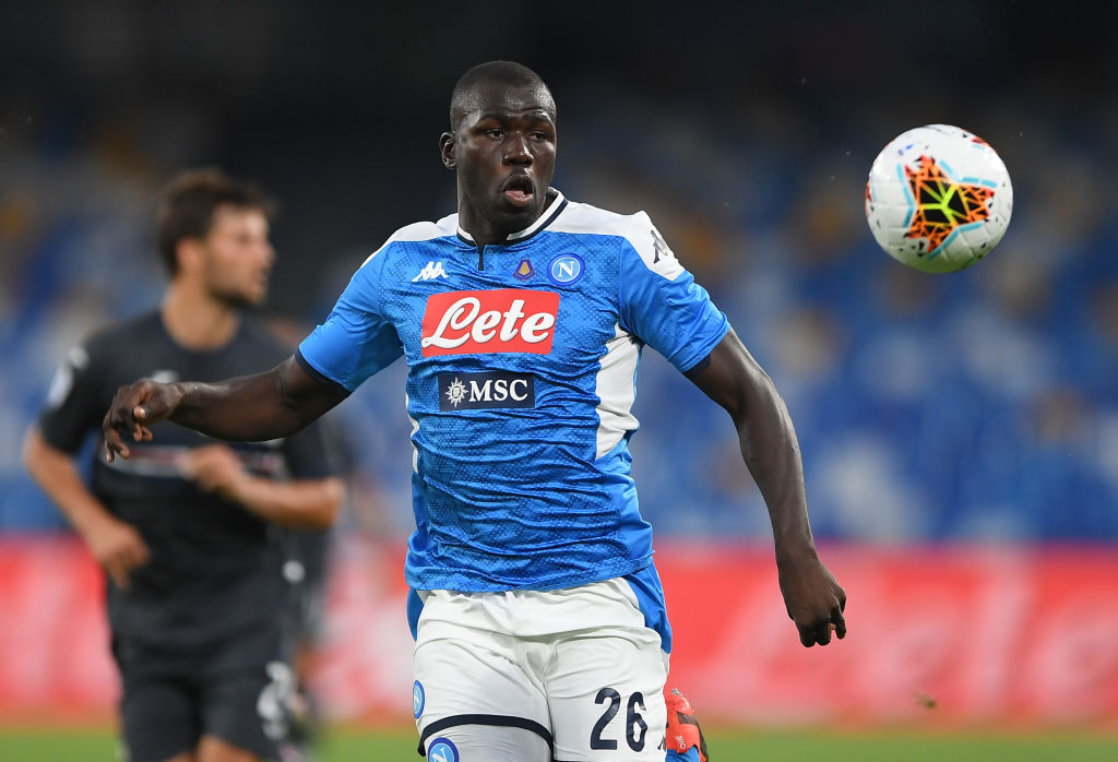Koulibaly está sendo disputado por gigantes - Getty Images