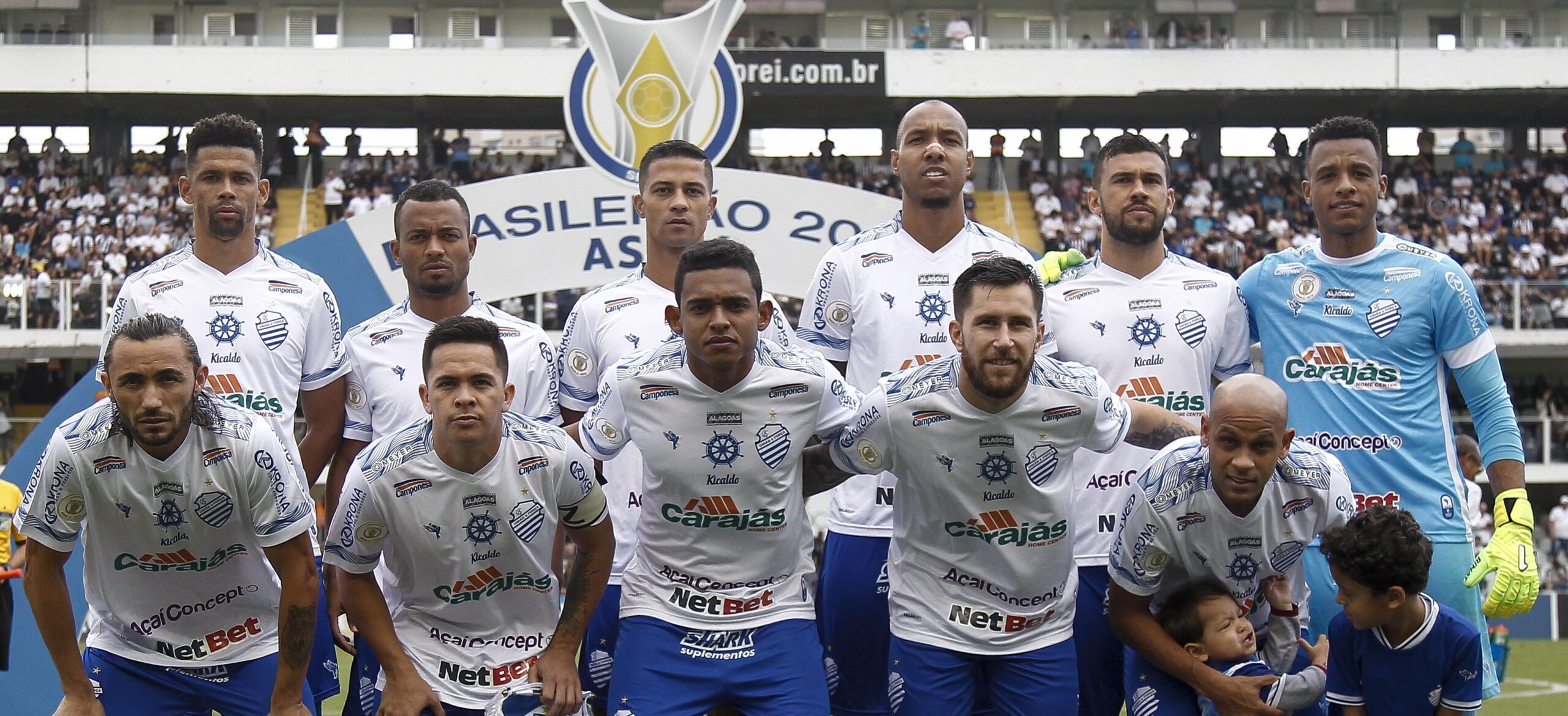 CSA jogará com camiseta manchada - GettyImages