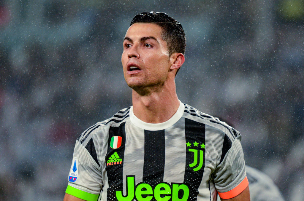 Mãe de Cristiano Ronaldo reclama da Bola de Ouro - Getty Images