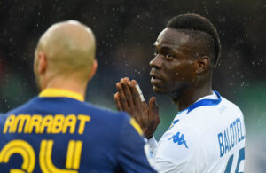 Balotelli foi alvo de insultos racistas na última partida do Campeonato Italiano - Getty Images