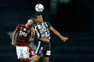Cícero parece estar fora dos planos do Botafogo - GettyImages