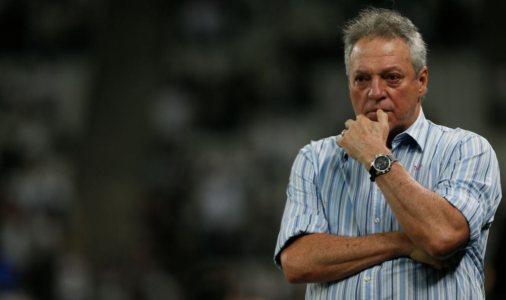 Desfalque pode preocupar Abel Braga - GettyImages