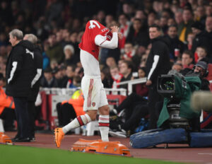 Xhaka ficou bastante irritado com as vaias da torcida - GettyImages
