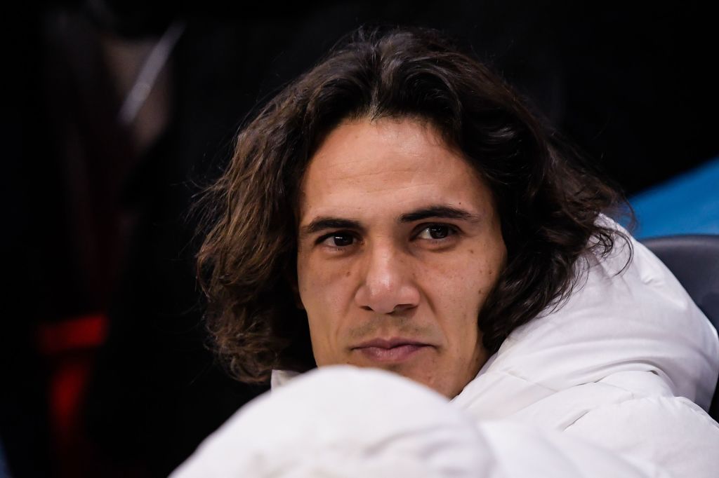 Cavani em ação com a camisa do PSG - GettyImages