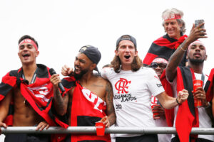 Jogadores do Flamengo comemorando título da Libertadores, no Rio de Janeiro - GettyImages