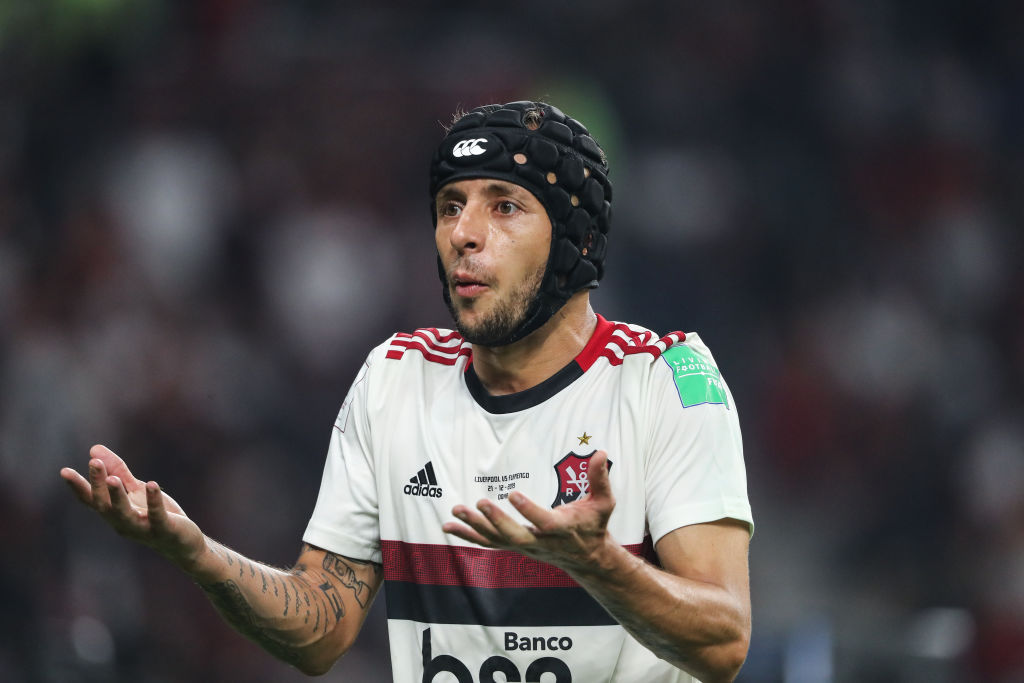 Rafinha teria recebido propostas interessantes para deixar o Flamengo - GettyImages