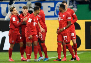 Jogadores do Bayern em jogo válido pela Bundesliga - GettyImages