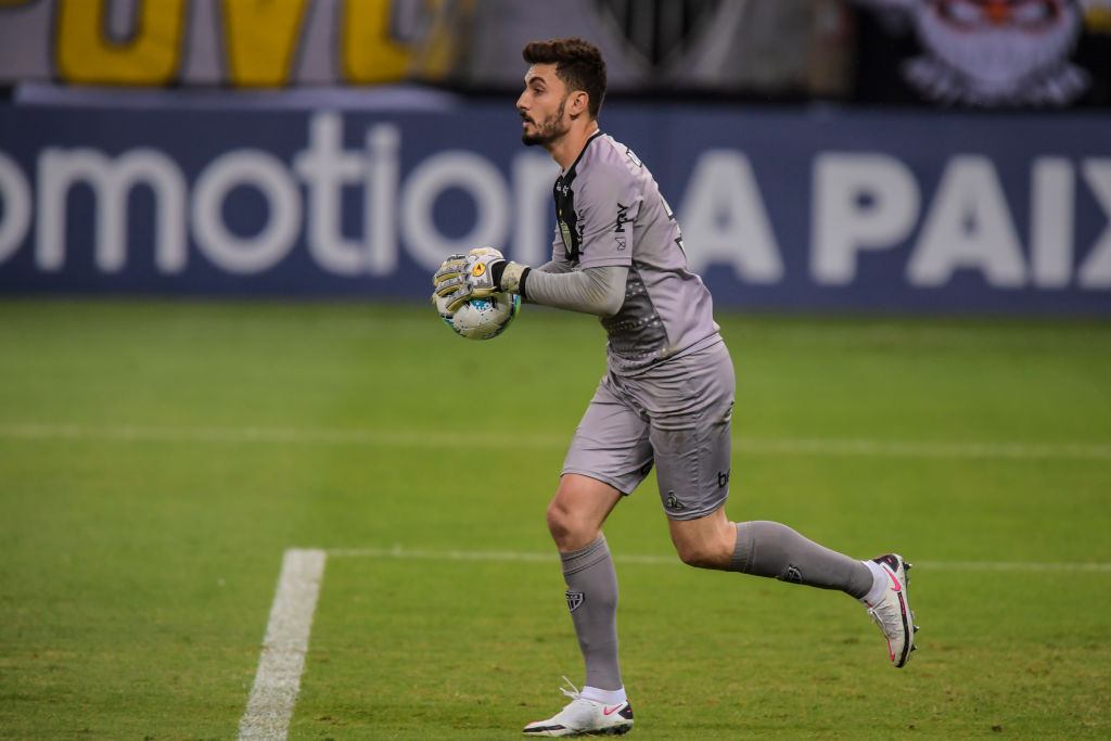 Rafael foi o goleiro titular na partida contra o São Paulo e terminou o jogo sem levar gols - Getty Images