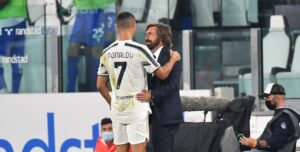 Pirlo e Cristiano Ronaldo em ação - GettyImages