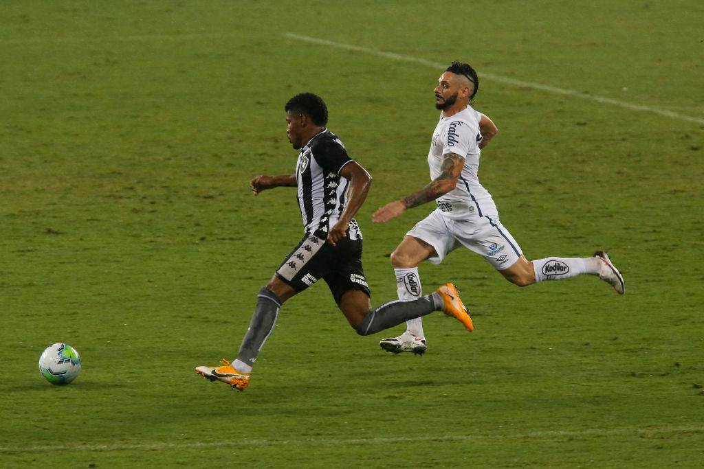 Pará deve retornar ao Santos - GettyImages