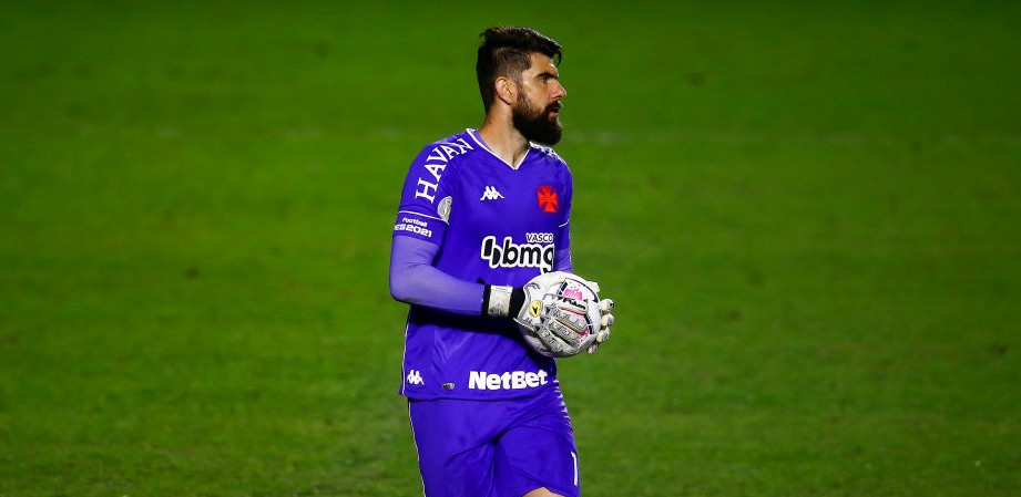 Fernando Miguel lamenta derrota e diz que Vasco precisa recuperar postura do início do Brasileirão - GettyImages