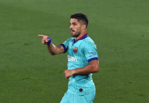 Luis Suárez se aproxima do Atlético de Madrid - Getty Images