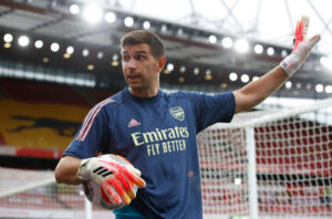 Martínez ganhou a titularidade no Arsenal após a lesão do goleiro Leno - Getty Images
