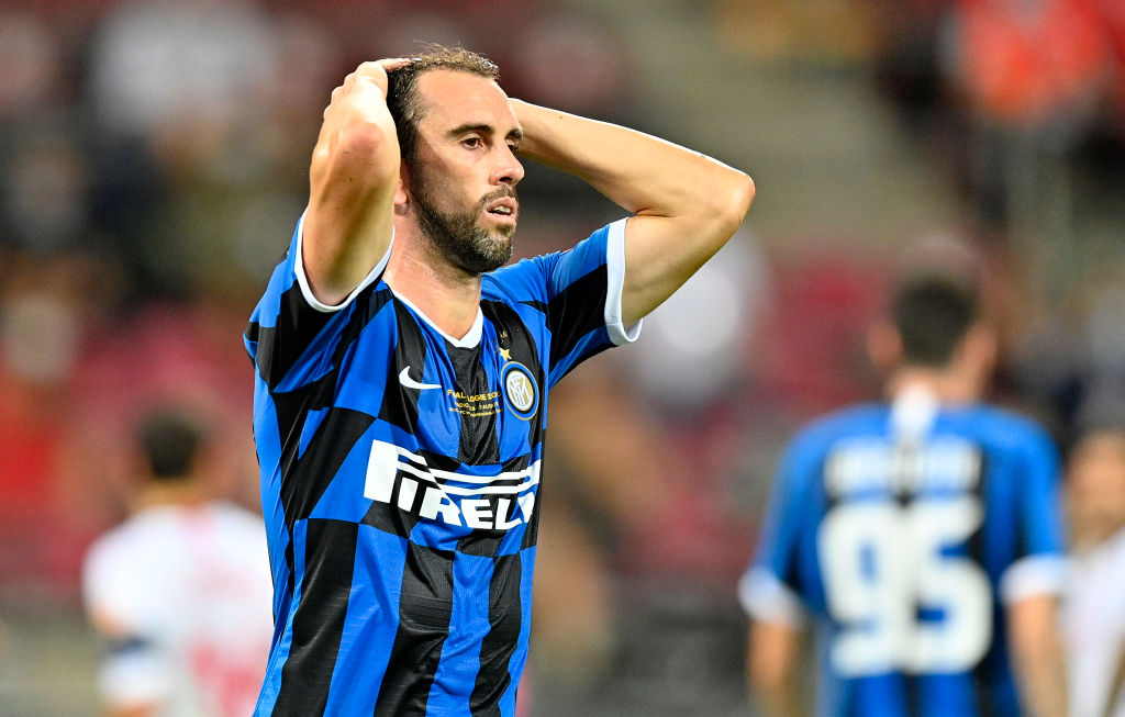 Godín está perto de assinar com o Cagliari - Getty Images