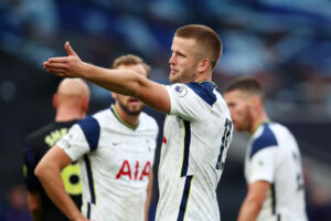 Eric Dier precisou correr para o banheiro durante a partida do Tottenham - Getty Images