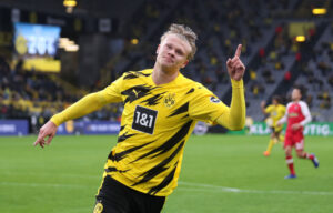 Erling Haaland foi eleito o Golden Boy de 2020 - Getty Images