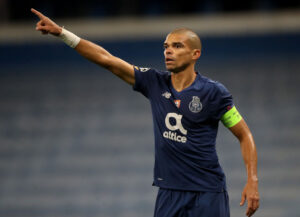 Pepe renova contrato com o Porto - Getty Images