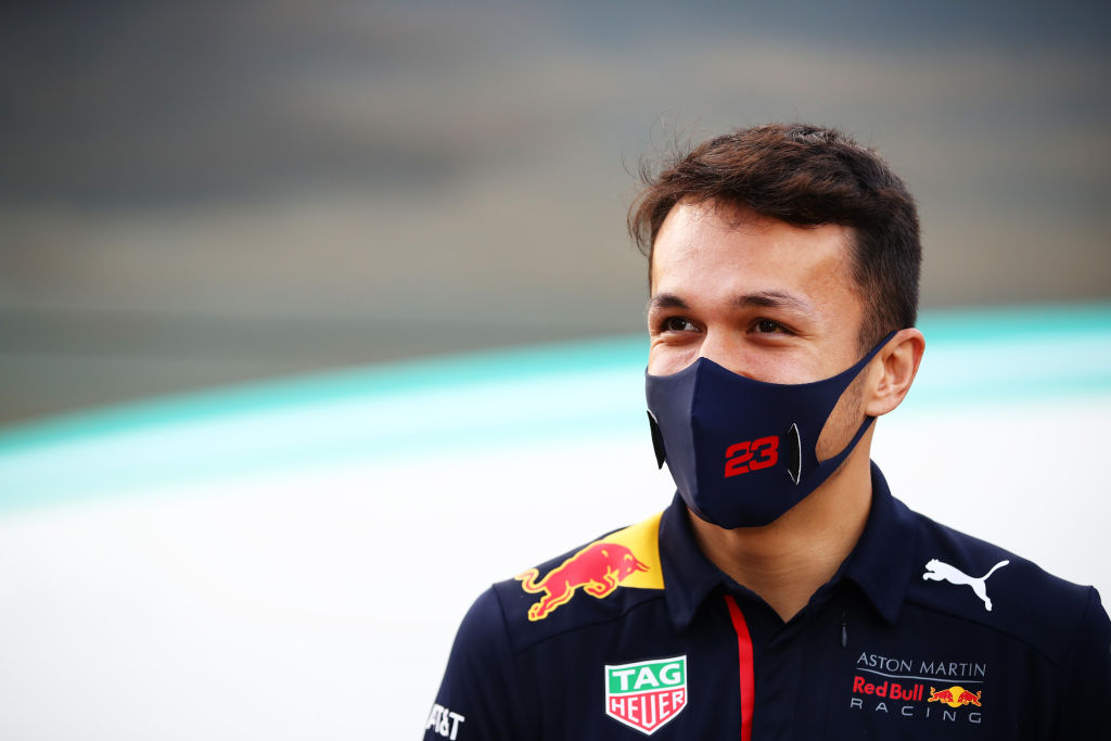 Villeneuve critica desempenho de Albon na RBR: “Pior segundo piloto de todos os tempos” - GettyImages