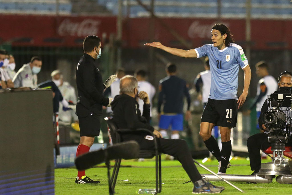 Cavani em ação pelo Uruguai - GettyImages