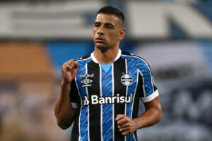 Diego Souza, atacante do Grêmio - GettyImages