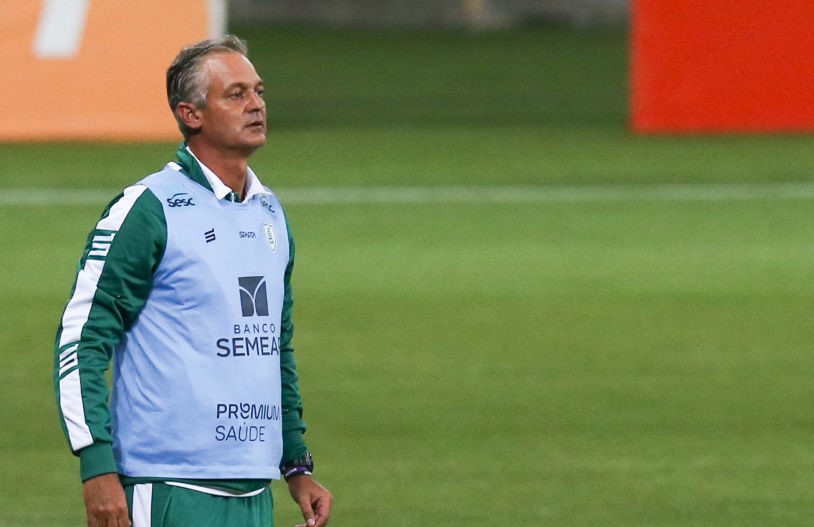 Lisca desponta como favorito para assumir o Santos - GettyImages