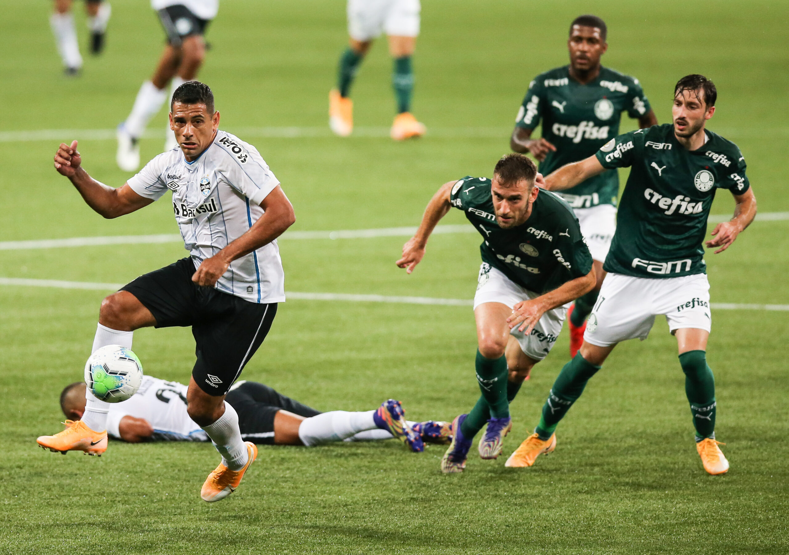 Palmeiras x Grêmio em confronto pelo Campeonato Brasileiro 2020 - Getty Images