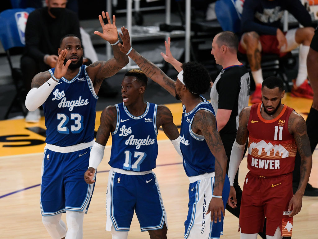 LeBron faz triplo-duplo e Lakers vencem Nuggets; Warriors superam os Mavericks - GettyImages