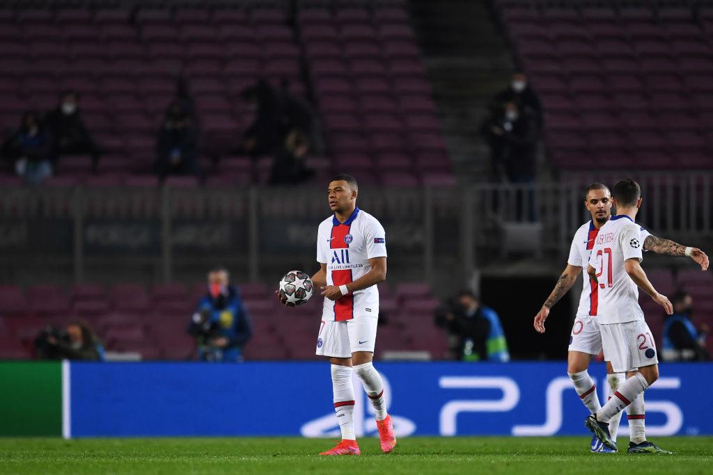 Mbappé em ação com a camisa do PSG - GettyImages