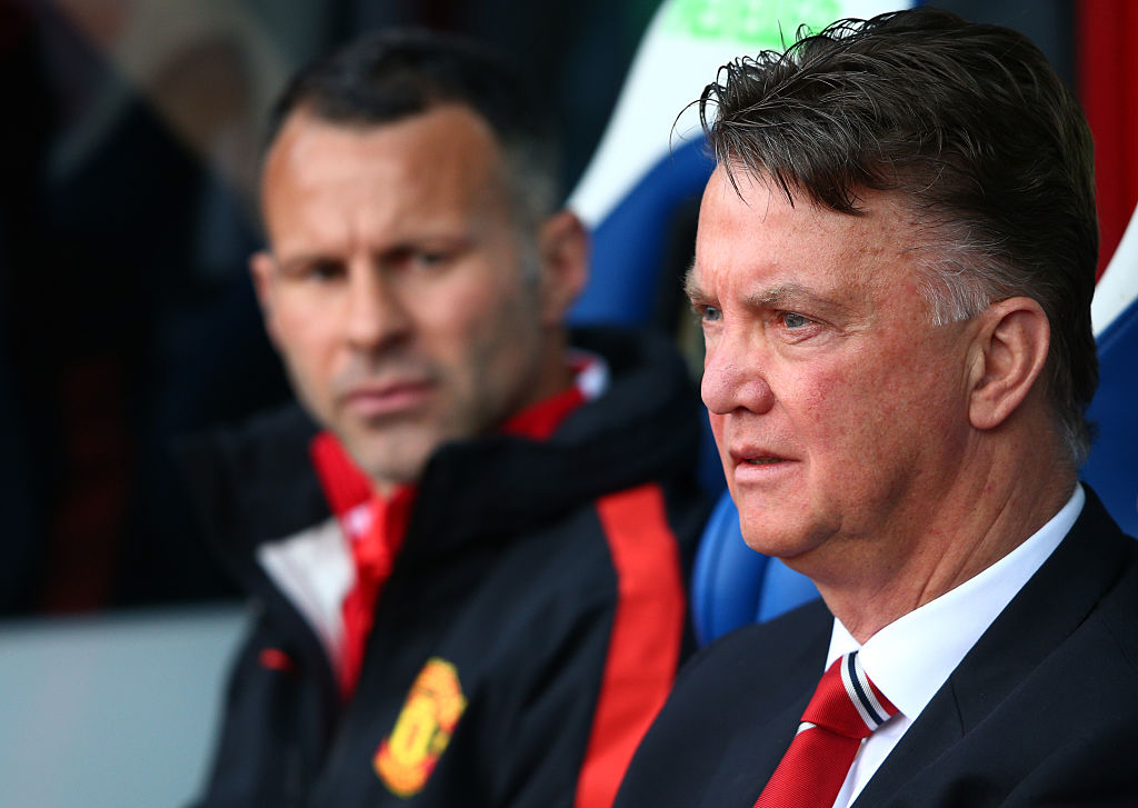 Ryan Giggs foi auxiliar-técnico de Louis van Gaal entre 2014 e 2016 - Getty Images