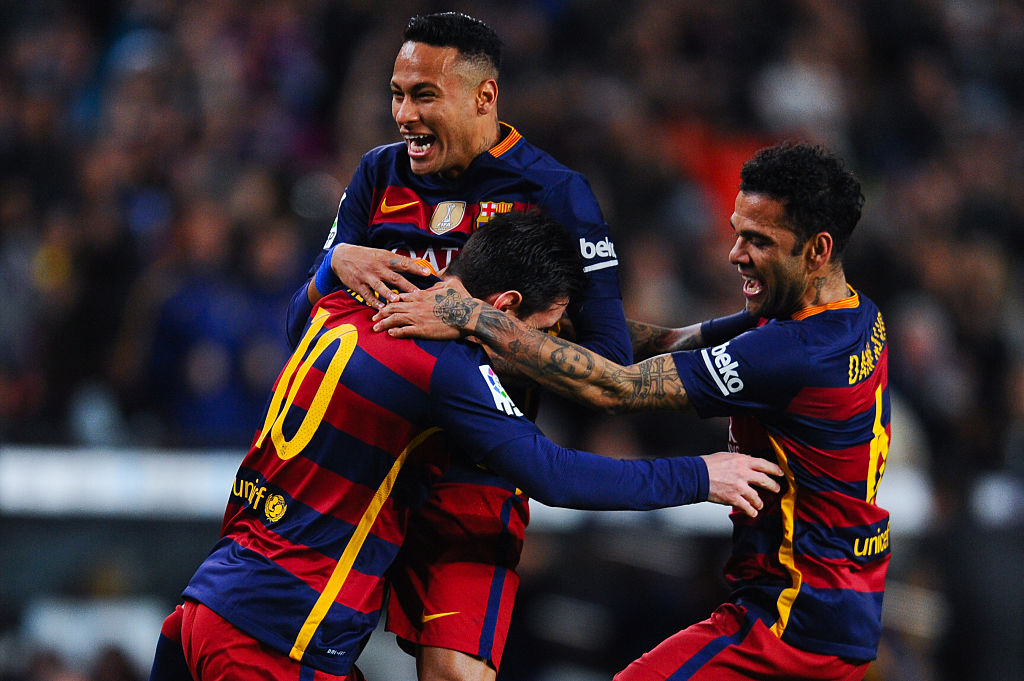 Daniel Alves posta tbt ao lado de Neymar e Messi - Getty Images