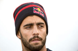 Surfista ficou desaparecido nas águas de Nazaré após um acidente - GettyImages