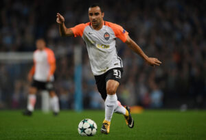 Ismaily comenta sobre volta do futebol na Ucrânia - Getty Images