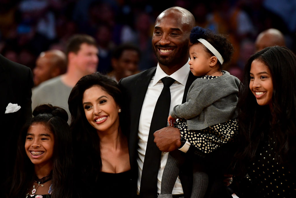 Vanessa Bryant revela identidade de policiais denunciados pelo vazamento de fotos do acidente de Kobe - GettyImages