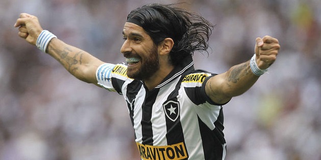 Loco Abreu é apresentado em time mineiro, 30º clube na carreira - GettyImages