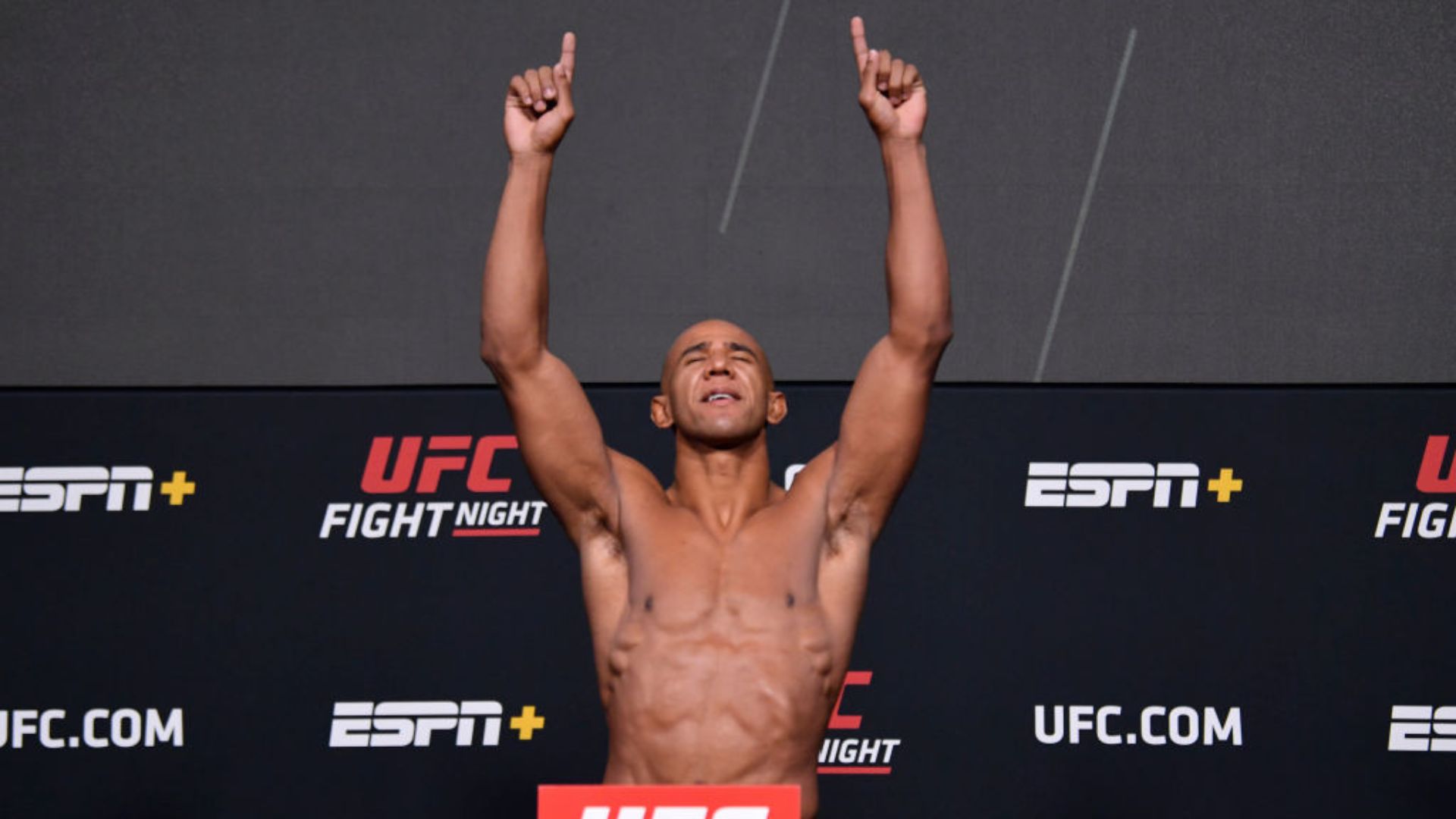 Gregory Rodrigues venceu mais uma no UFC - GettyImages