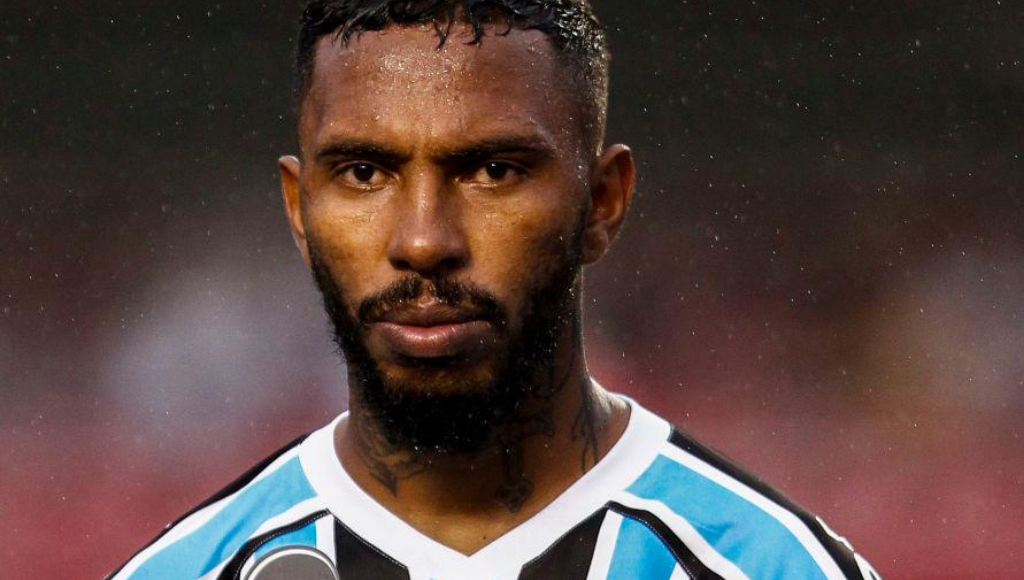 Paulo Miranda quer oportunidades com Vagner Mancini no Grêmio - GettyImages