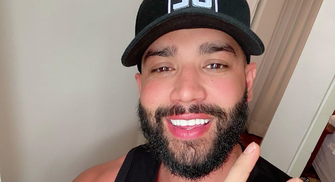Cantor arrecadou 50 toneladas de alimentos para famílias carentes - Instagram