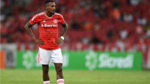 Inter frustra o Atlético-MG e Edenilson permanece no clube até o final de 2024; confira detalhes - Ricardo Duarte/Internacional