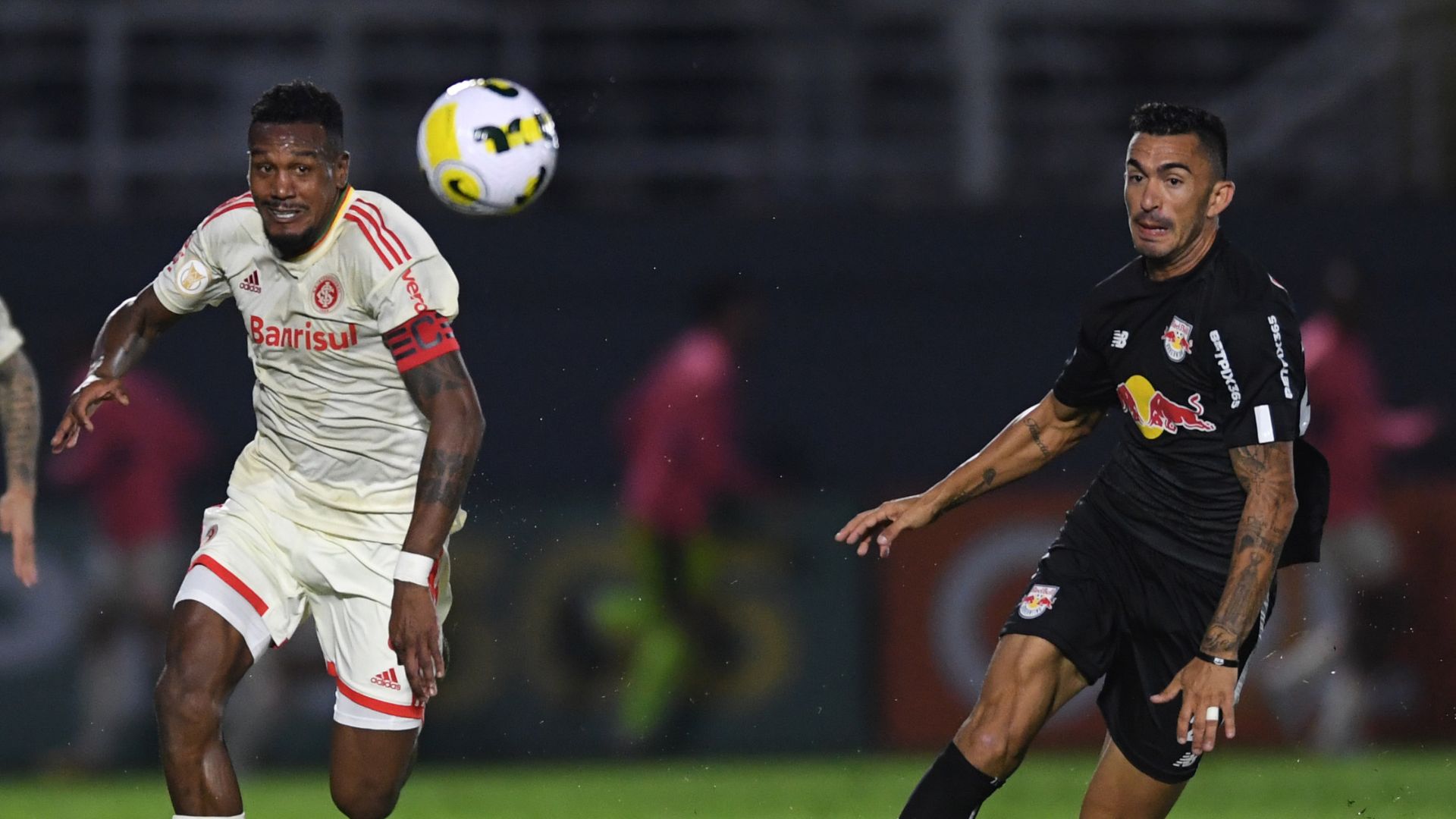 Jogadores do Internacional e do Bragantino no último confronto - Ricardo Duarte / Flickr Internacional