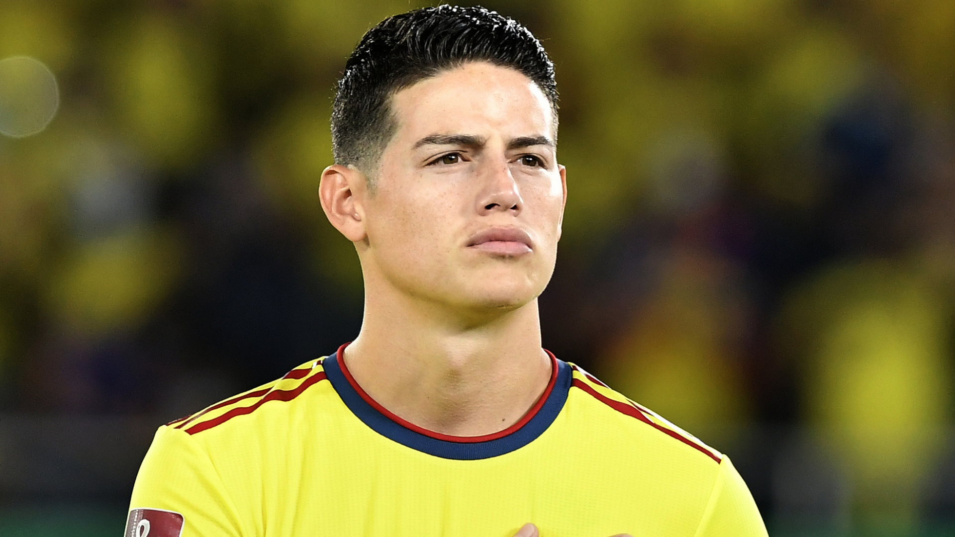 James Rodríguez salva vida de jogador em partida no Catar - Getty Images